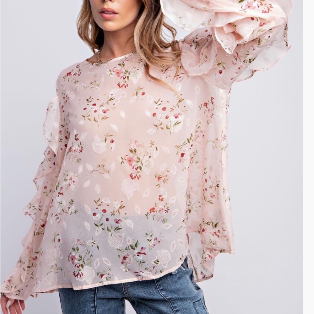 Easel Delicate Floral Blouse - Soft Pink and Cream - Picture 5 of 5